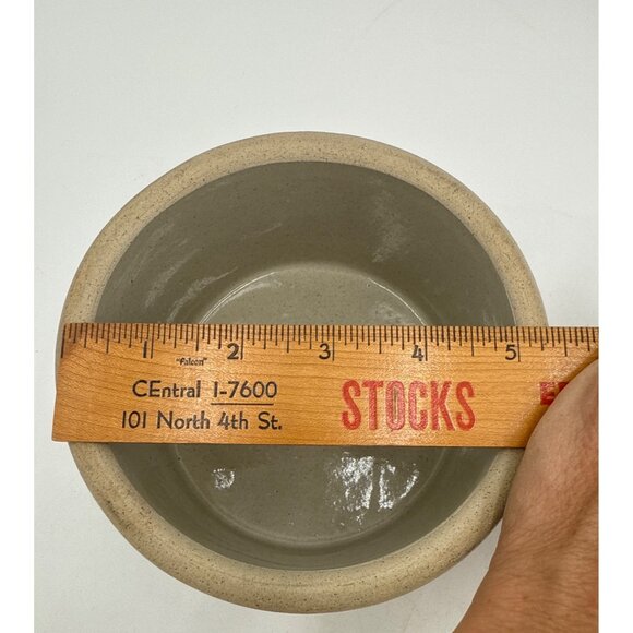 Set Of 2 Vtg Stoneware Crocks 3.5"x5"/3"x4" Rustic Decor Farmhouse One has chip - Picture 4 of 9